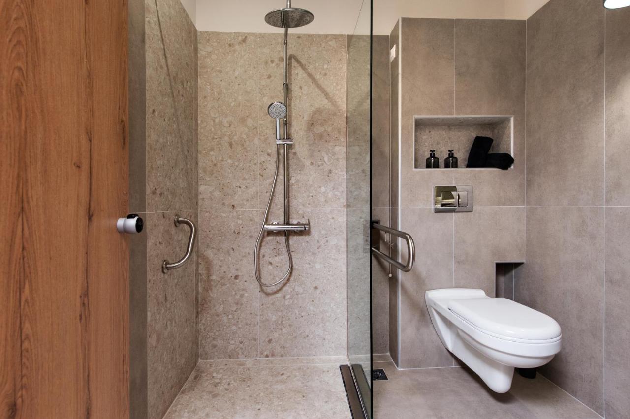 Del Mare Suites Ґліфа Екстер'єр фото